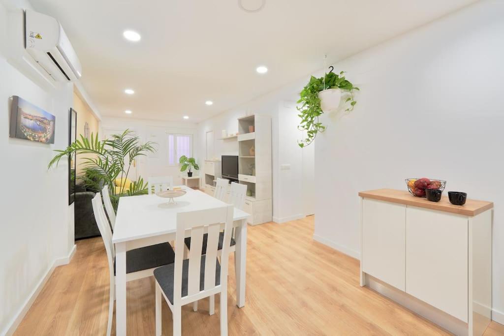 Soho Alameda Art District Apartment มาลากา ภายนอก รูปภาพ